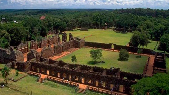 Iguazu falls tours